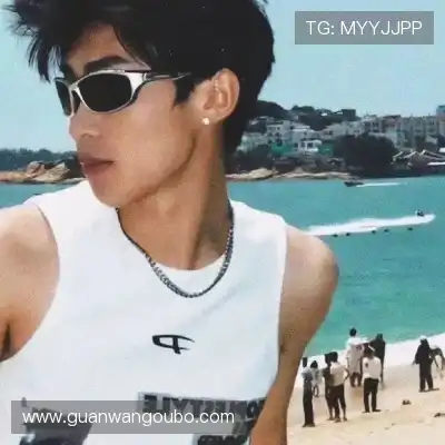 裘炼楠